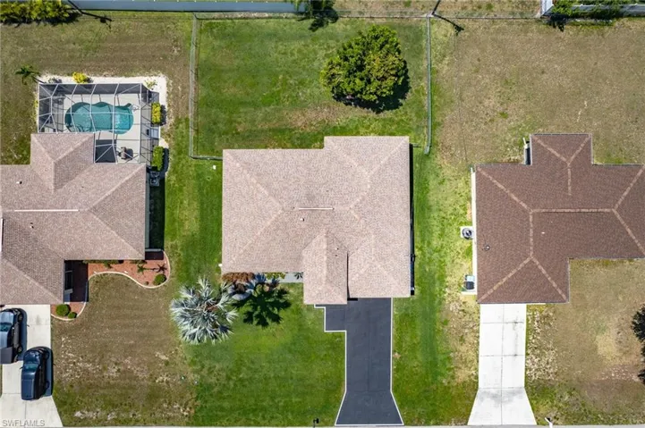 1322 NE 2nd  ST, Cape Coral, FL 33909