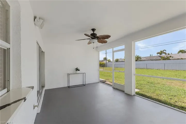 1322 NE 2nd  ST, Cape Coral, FL 33909