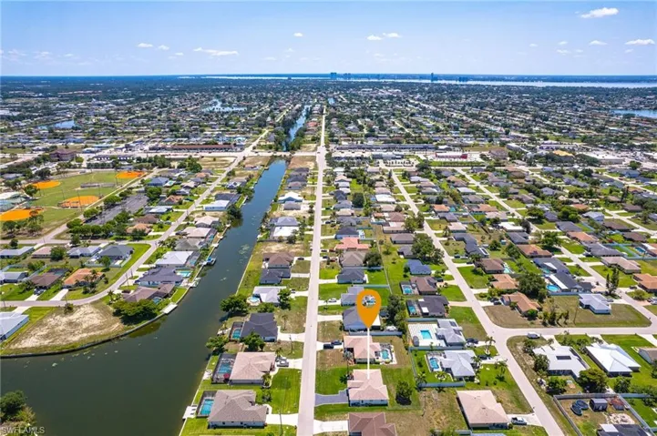 1322 NE 2nd  ST, Cape Coral, FL 33909