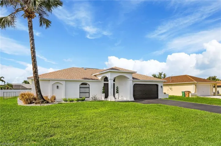1322 NE 2nd  ST, Cape Coral, FL 33909