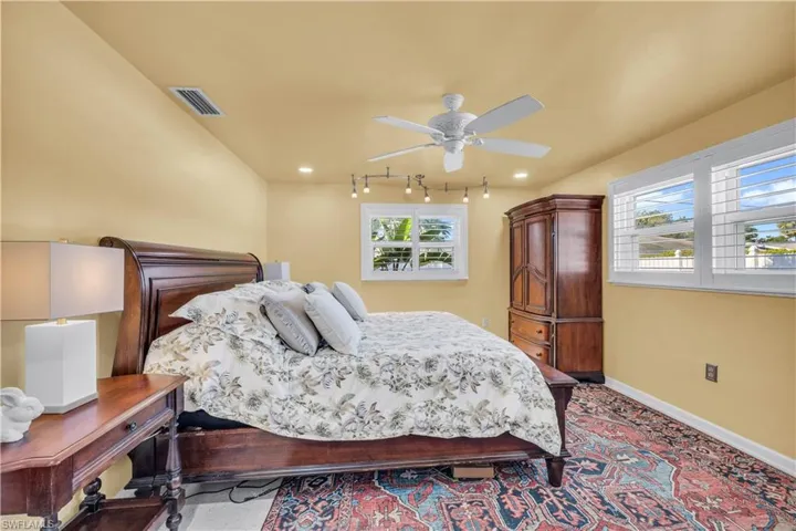 1350  Tanglewood  PKWY, Fort Myers, FL 33919