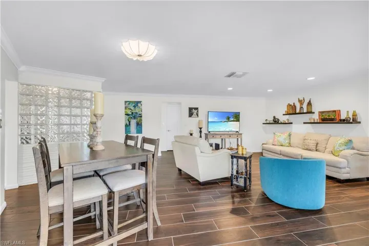 1350  Tanglewood  PKWY, Fort Myers, FL 33919