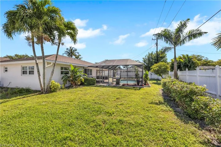 1350  Tanglewood  PKWY, Fort Myers, FL 33919