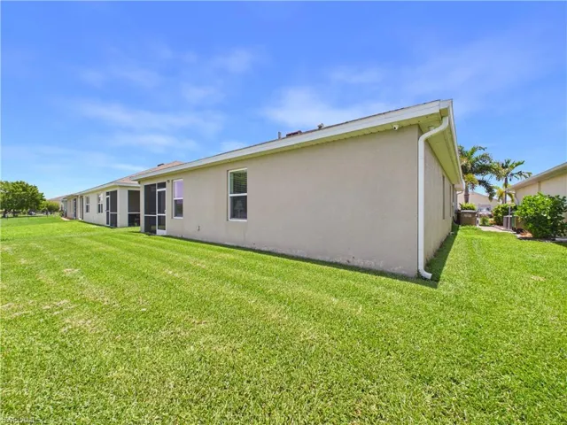 3420 Cancun Ct, Cape Coral, Florida 33909