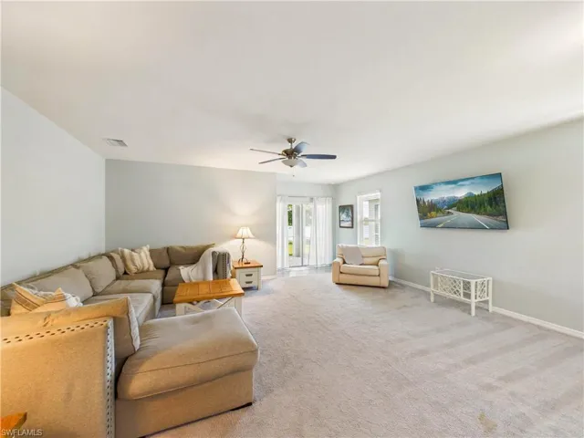 3420 Cancun Ct, Cape Coral, Florida 33909