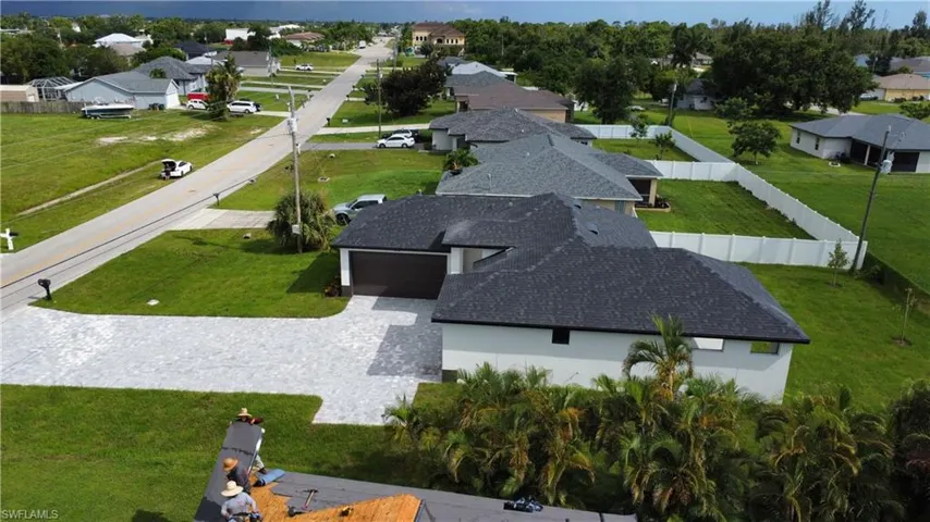 474 NE 2nd  PL, Cape Coral, FL 33909