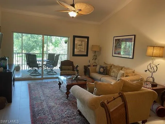 1137 Winding Pines Cir 203, Cape Coral, Florida 33909