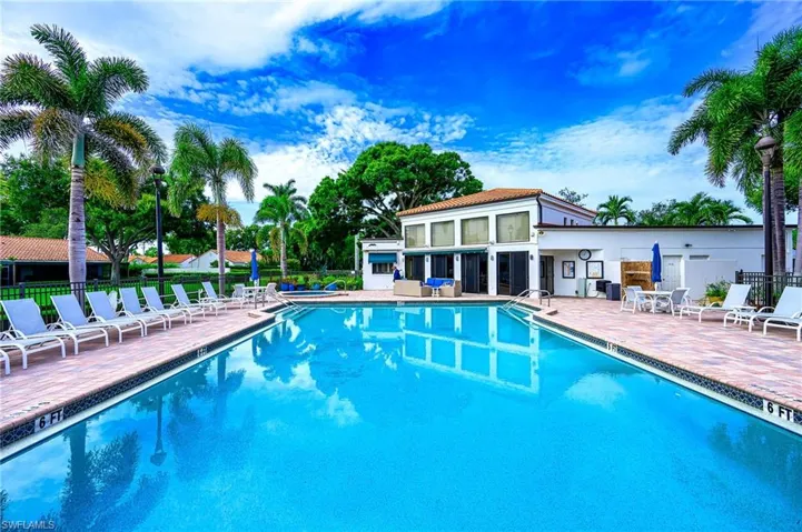 565 Beachwalk Cir T104, Naples, Florida 34108