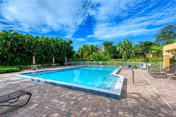 565 Beachwalk Cir T104, Naples, Florida 34108