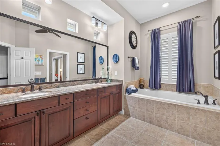 10897 Stonington Ave, Fort Myers, Florida 33913