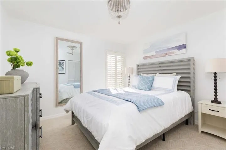 841 Tanbark Dr 202, Naples, Florida 34108