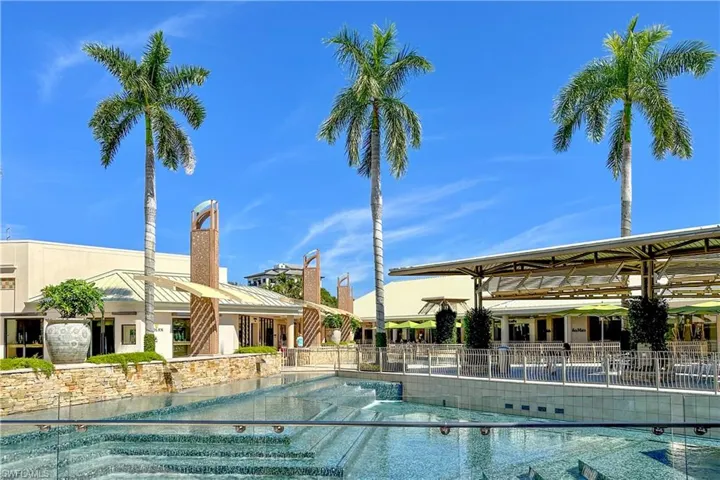 841 Tanbark Dr 202, Naples, Florida 34108