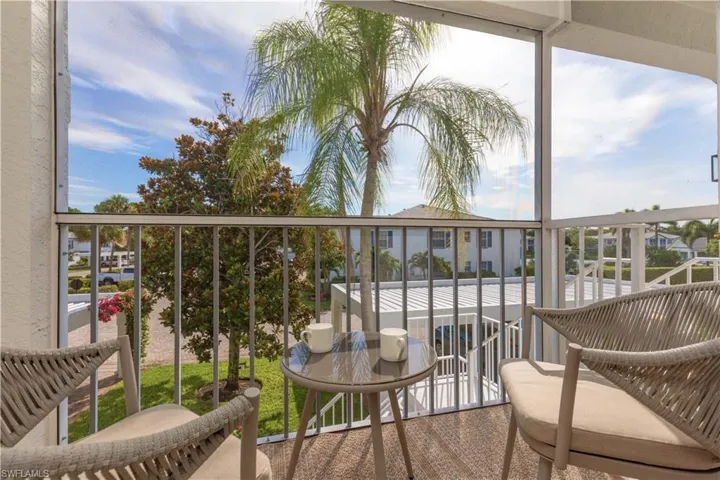 841 Tanbark Dr 202, Naples, Florida 34108