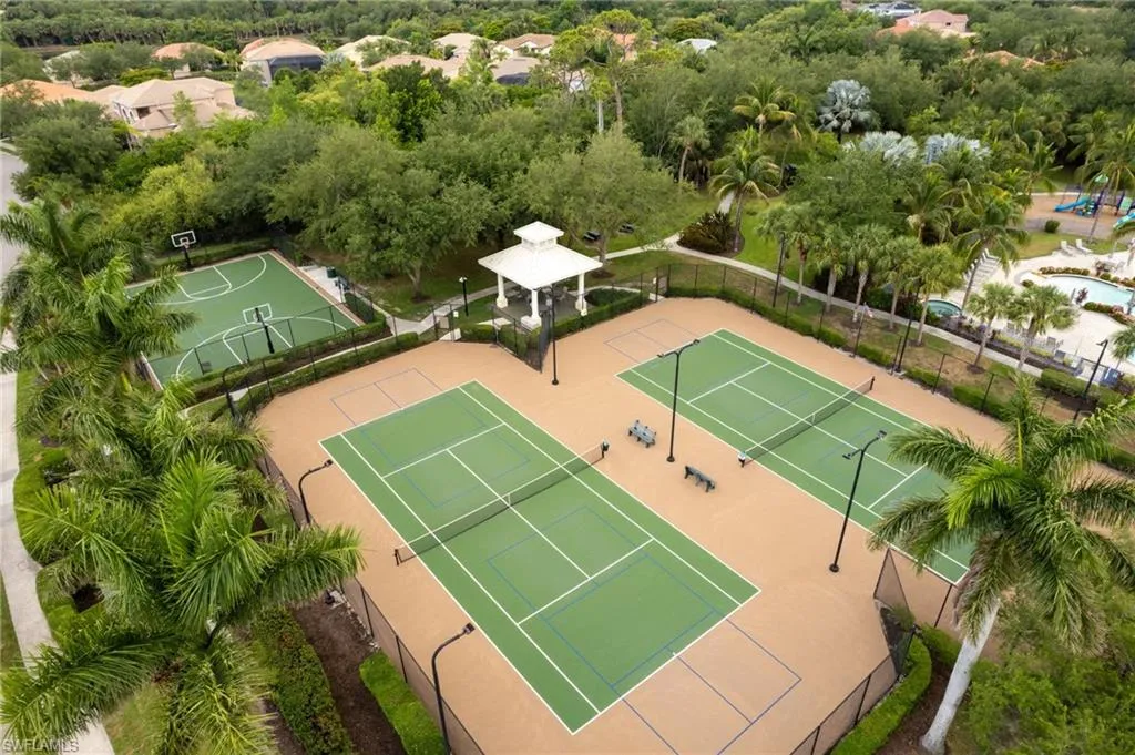 13105 SILVER THORN LOOP, North Fort Myers, FL 33903,225048967
