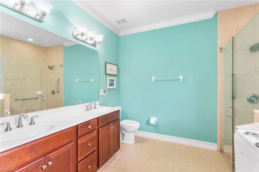 13105 SILVER THORN LOOP, North Fort Myers, FL 33903,225048967