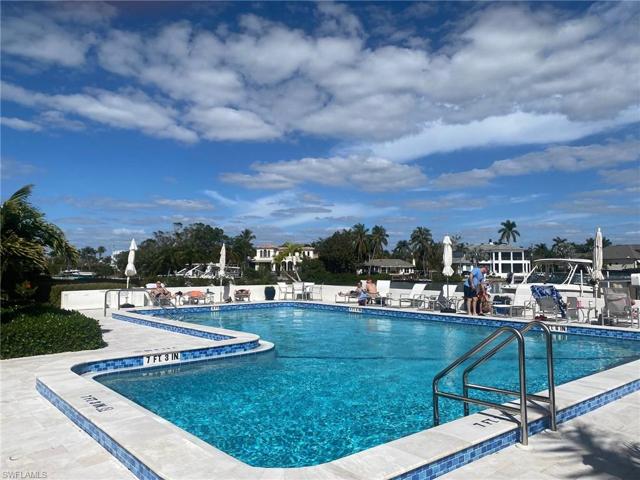 Community Pool.