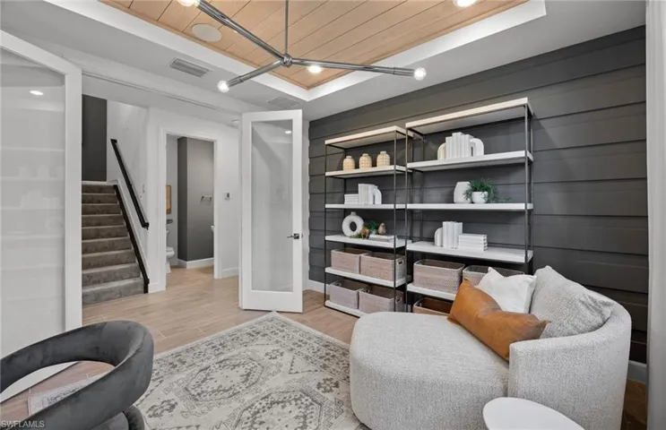 Photos are of a model home. Illustration purposes only.