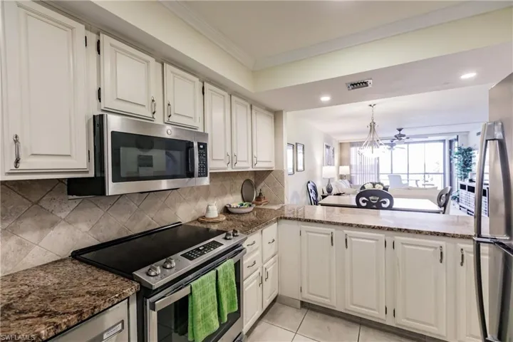 4210 Steamboat Bend 405, Fort Myers, Florida 33919