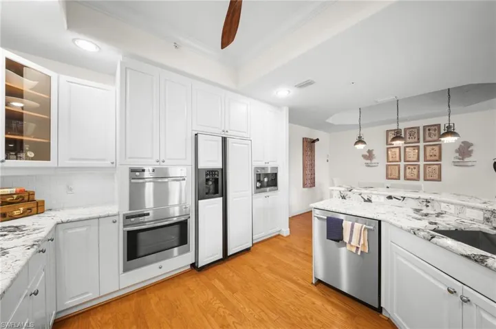 572 11th Ave S 2, Naples, Florida 34102