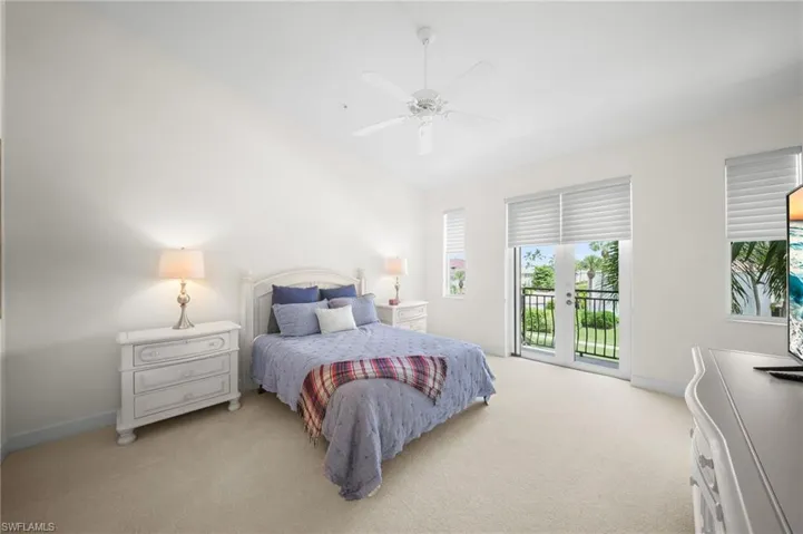 572 11th Ave S 2, Naples, Florida 34102