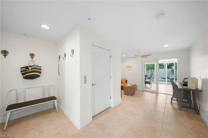 572 11th Ave S 2, Naples, Florida 34102