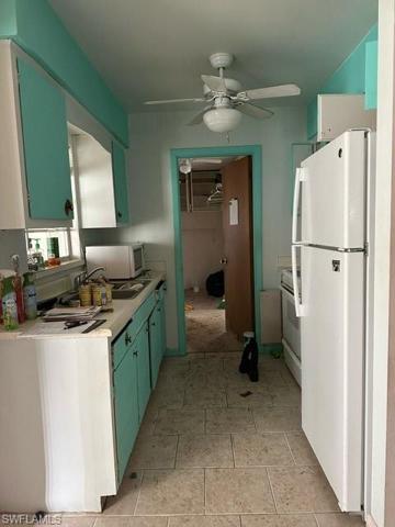 Kitchen-no appliances included