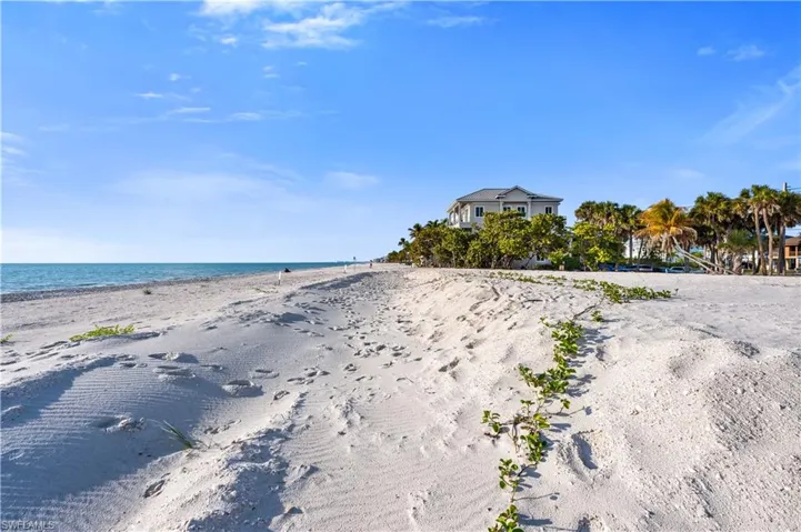 27050 Hickory Blvd, Bonita Springs, Florida 34134