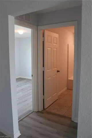 2924 NE 4th  PL, Cape Coral, FL 33909