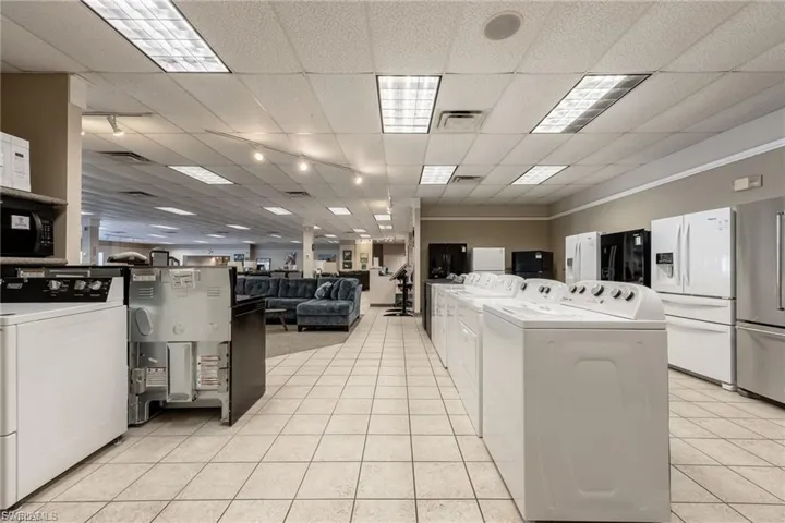 575 S Main St, Labelle, Florida 33935