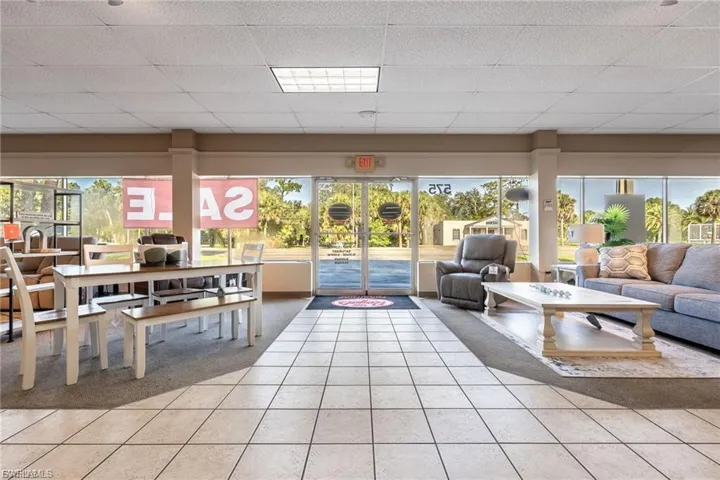 575 S Main St, Labelle, Florida 33935