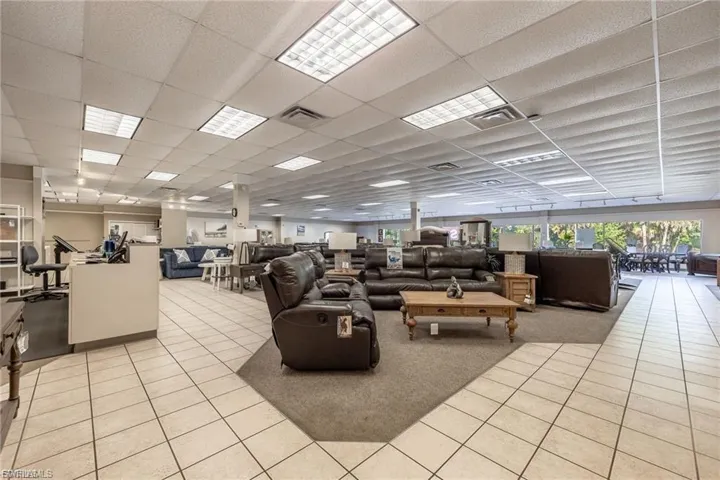575 S Main St, Labelle, Florida 33935