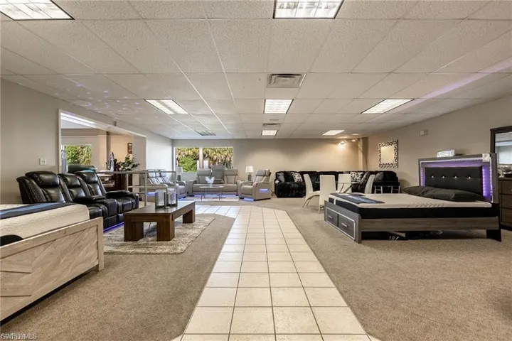575 S Main St, Labelle, Florida 33935