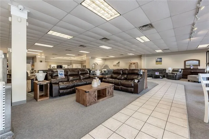 575 S Main St, Labelle, Florida 33935