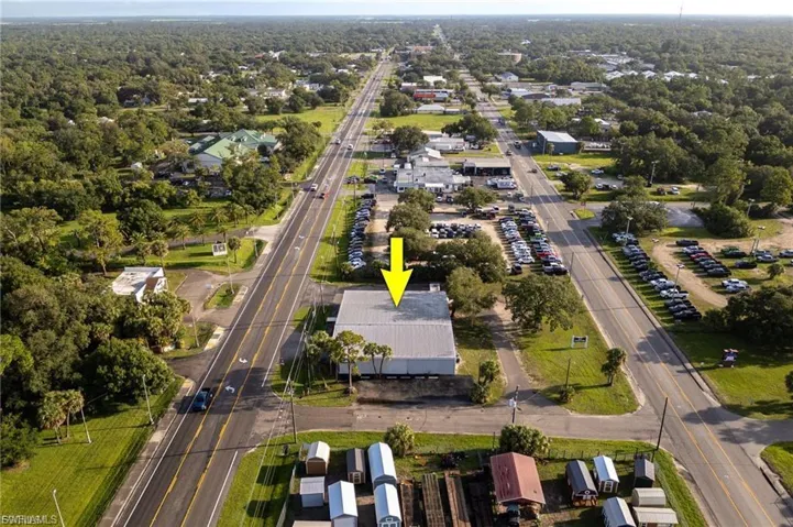 575 S Main St, Labelle, Florida 33935