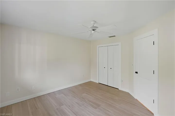 1011 Sw 52nd St, Cape Coral, Florida 33914