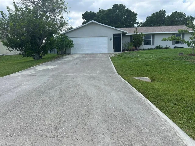 2124 Ne 7th Pl, Cape Coral, Florida 33909