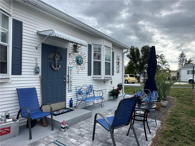4690  Lafayette W LN, Estero, FL 33928
