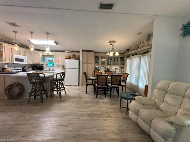 4690  Lafayette W LN, Estero, FL 33928