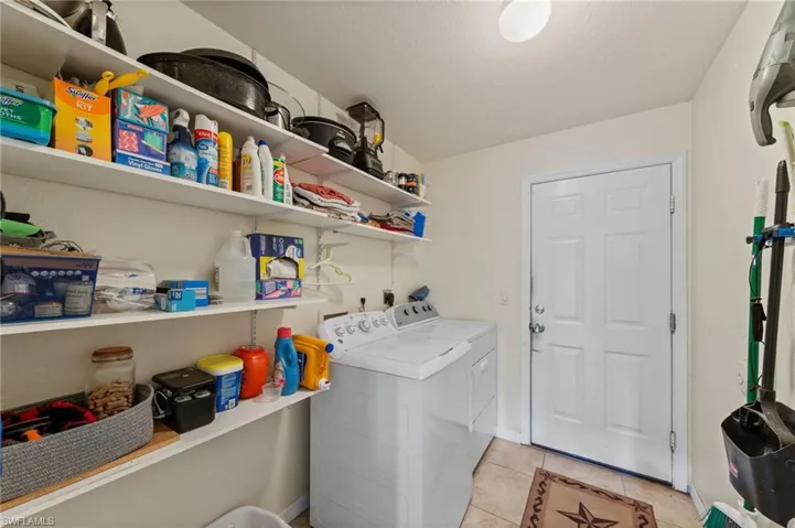 23 NW 29th  AVE, Cape Coral, FL 33993