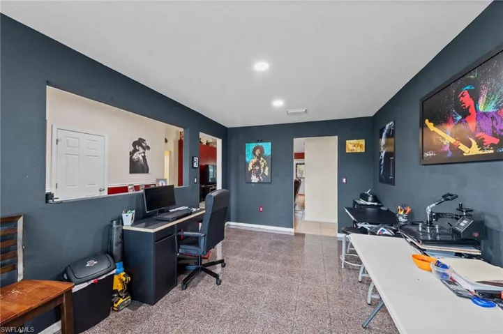 23 NW 29th  AVE, Cape Coral, FL 33993