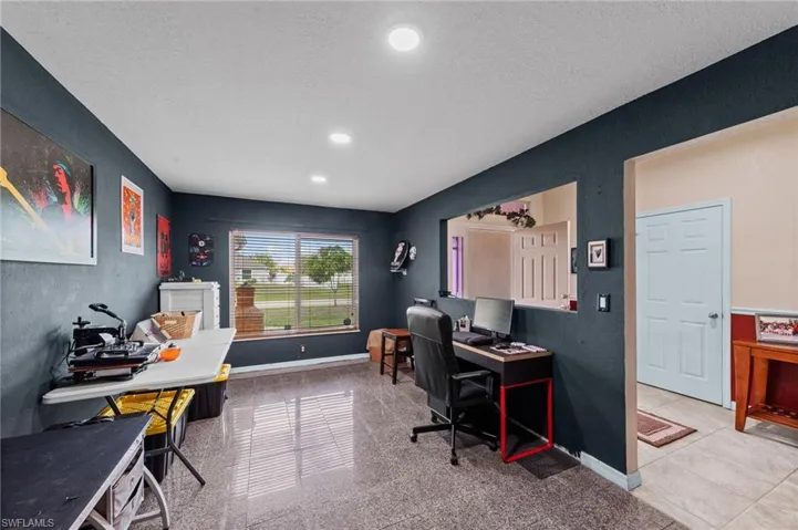 23 NW 29th  AVE, Cape Coral, FL 33993
