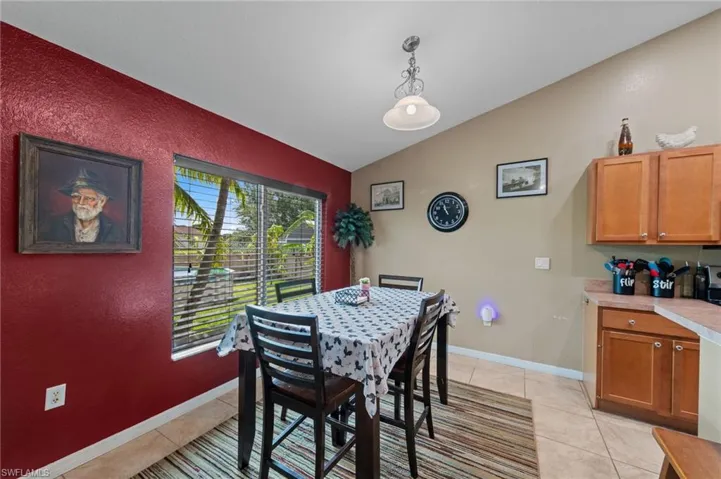 23 NW 29th  AVE, Cape Coral, FL 33993