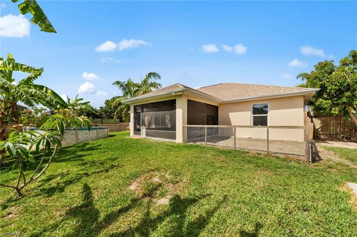 23 NW 29th  AVE, Cape Coral, FL 33993