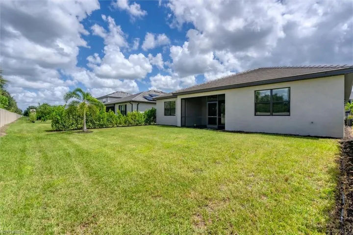 11368 Canopy Loop, Fort Myers, Florida 33913
