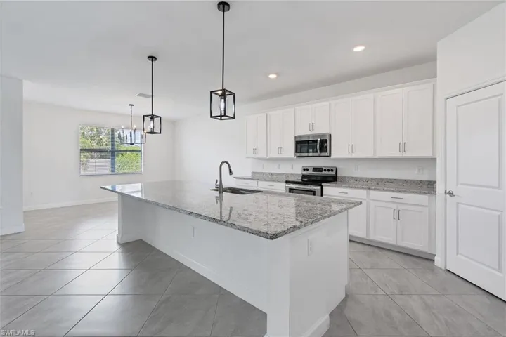 11368 Canopy Loop, Fort Myers, Florida 33913