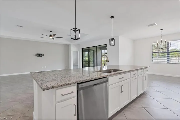 11368 Canopy Loop, Fort Myers, Florida 33913