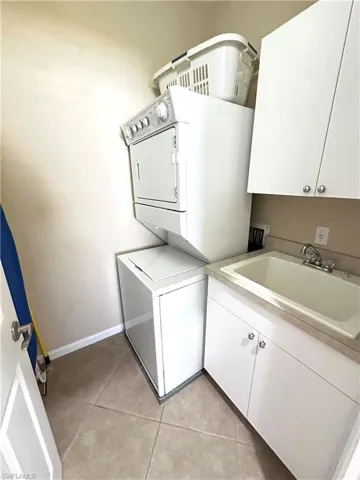 Washer and Dryer with a laundry tub