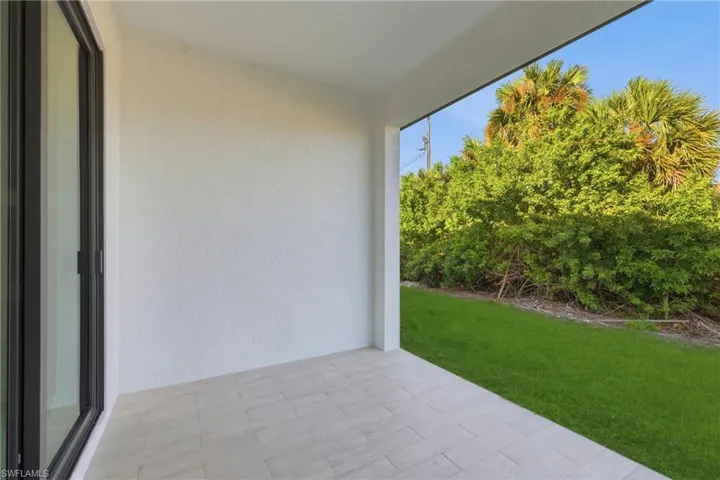 3631 Sw Santa Barbara Pl, Cape Coral, Florida 33914