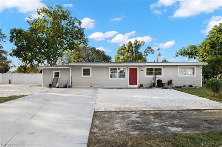 1168  Sumter  DR, Fort Myers, FL 33905