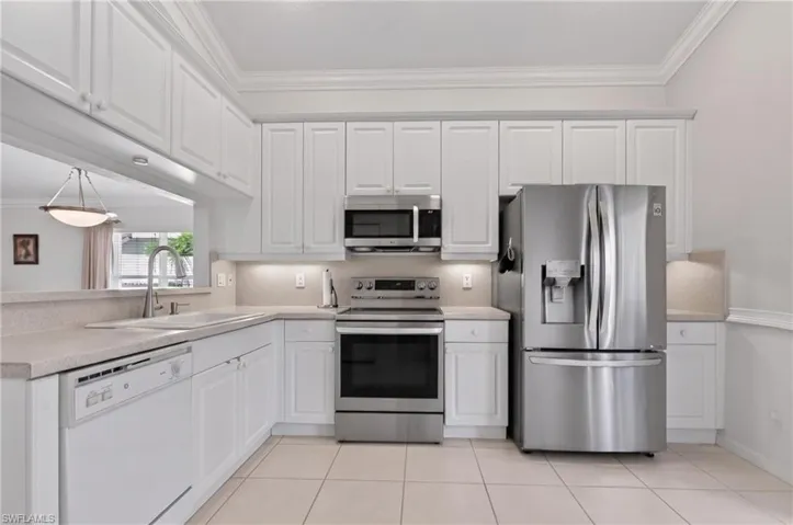 8816 Cascades Isle Blvd, Estero, Florida 33928